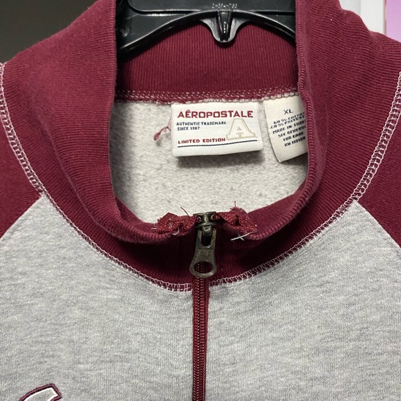 Sweatshirt - Picture 4 of 5